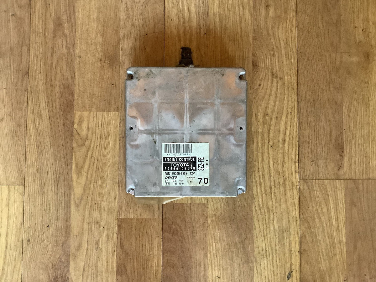 TOYOTA LANDCRUISER COLORADO 3.0 DIESEL ENGINE CONTROL ECU 89666 02070 1996 20021