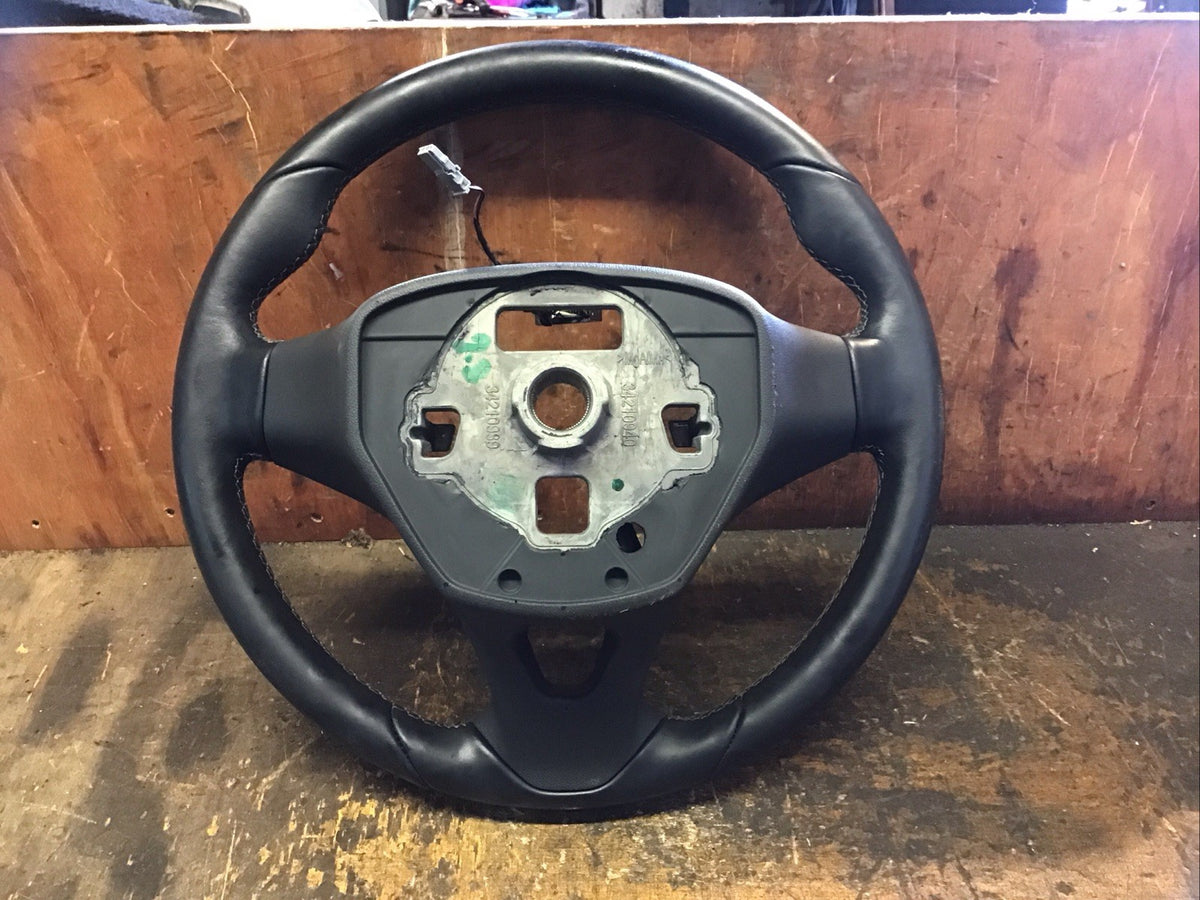 VAUXHALL CORSA E DRIVER'S STEERING WHEEL LEATHER 39035999 2015 20197