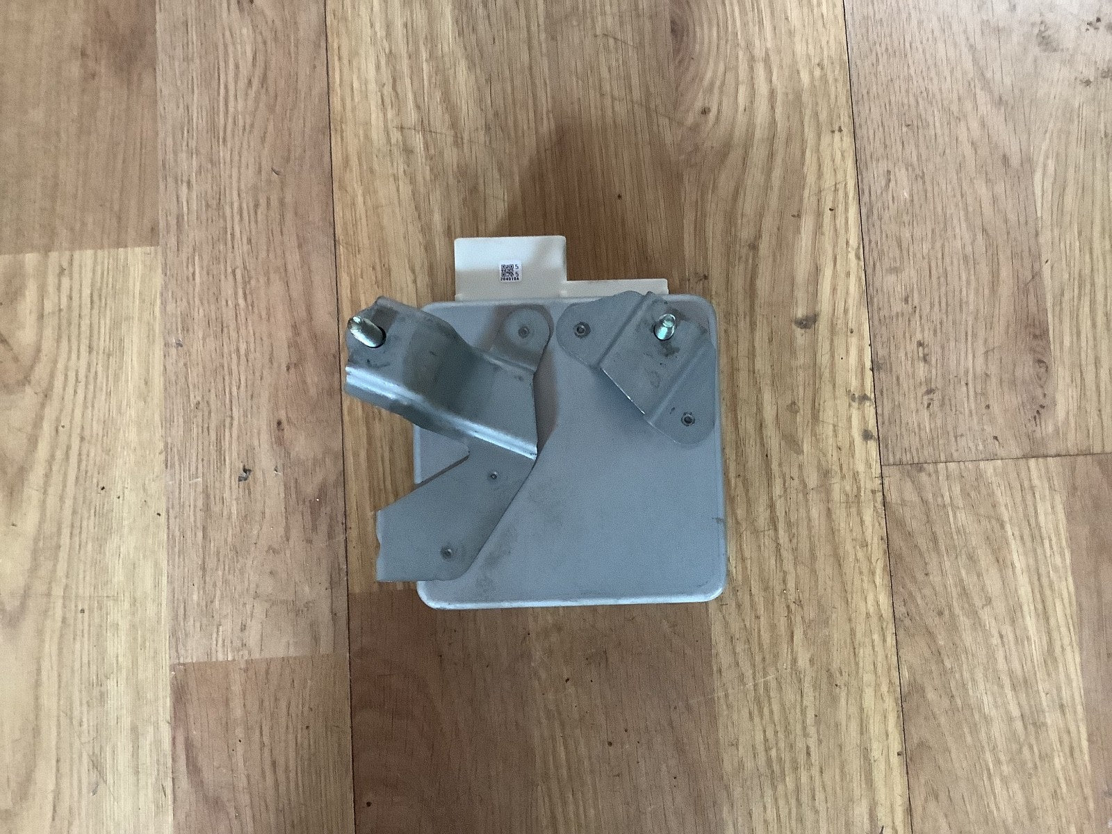 TOYOTA YARIS MK2 POWER STEERING ECU MODULE 89650 0D120 2006 20111