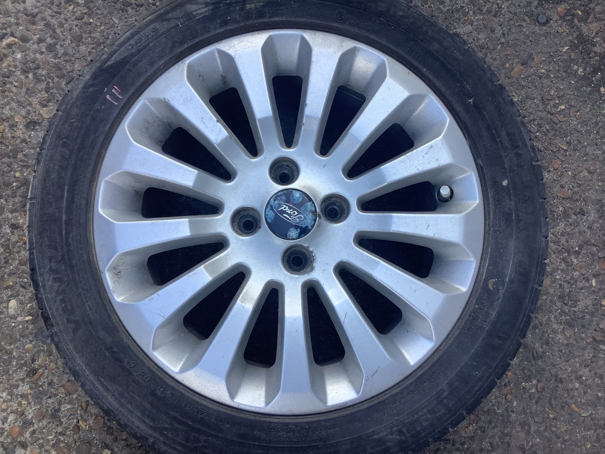FORD KA MK2 ALLOY WHEEL 15'' TYRE 195X50X15 9S5J 1007 BA 2009 20153
