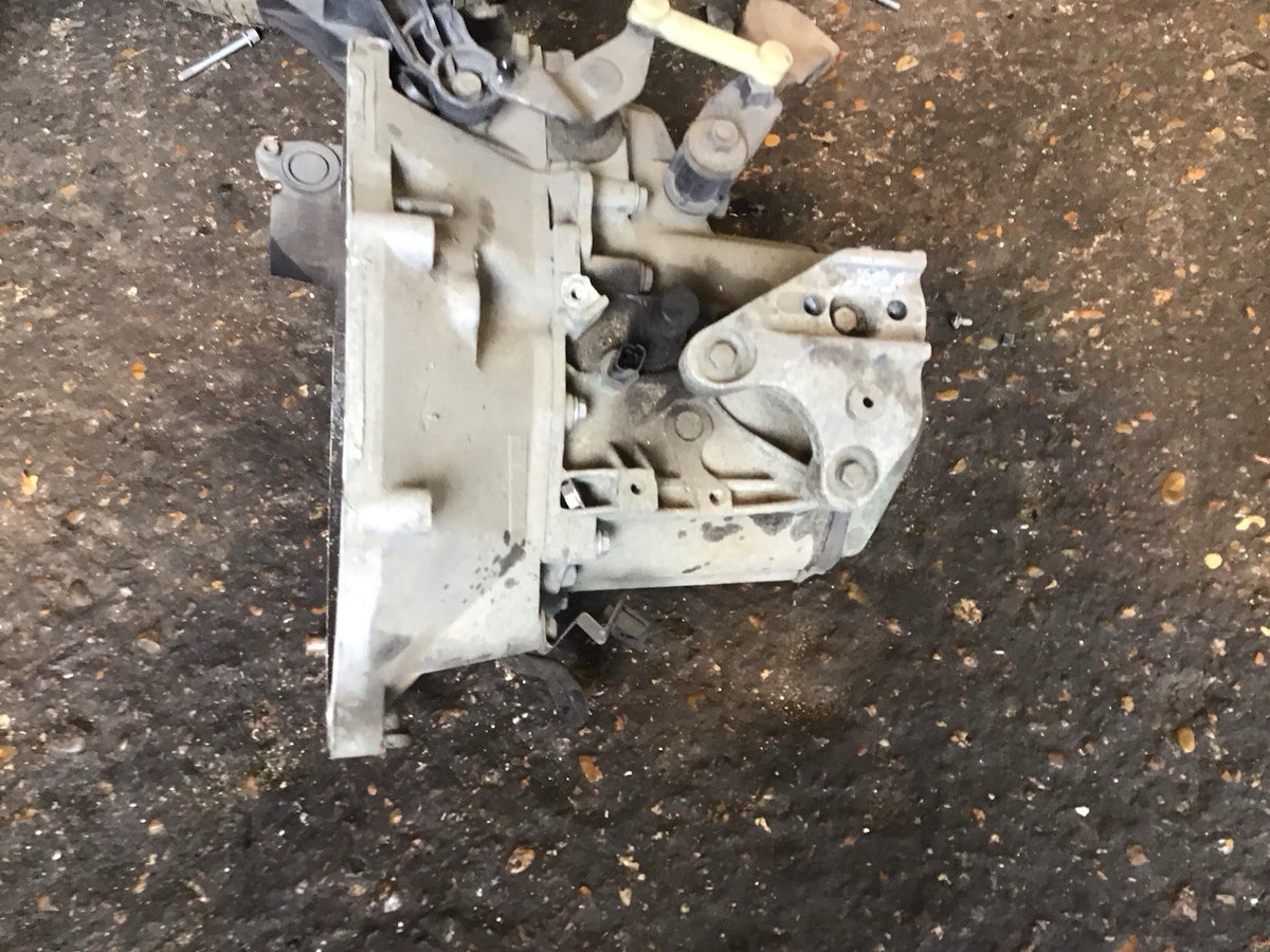PEUGEOT 207 1.4 HDI GEARBOX 5 SPEED MANUAL 20CQ95 5 SPEED DIESEL 2008 20126