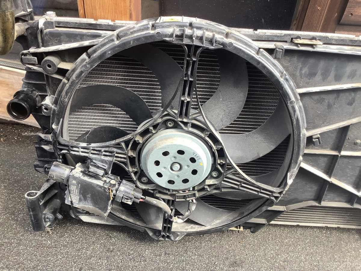 VAUXHALL CORSA E 1.4 PETROL AUTOMATIC RADIATOR PACK COWLING 8C8441000 2015 201910
