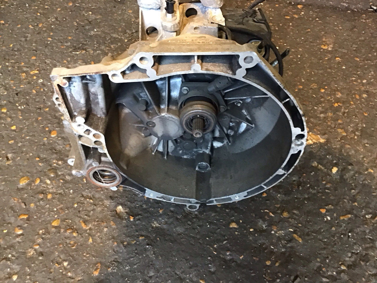 FORD FOCUS MK3 1.0 PETROL GEARBOX 5 SPEED MANUAL CV6R 7002 BBD 2011 20156