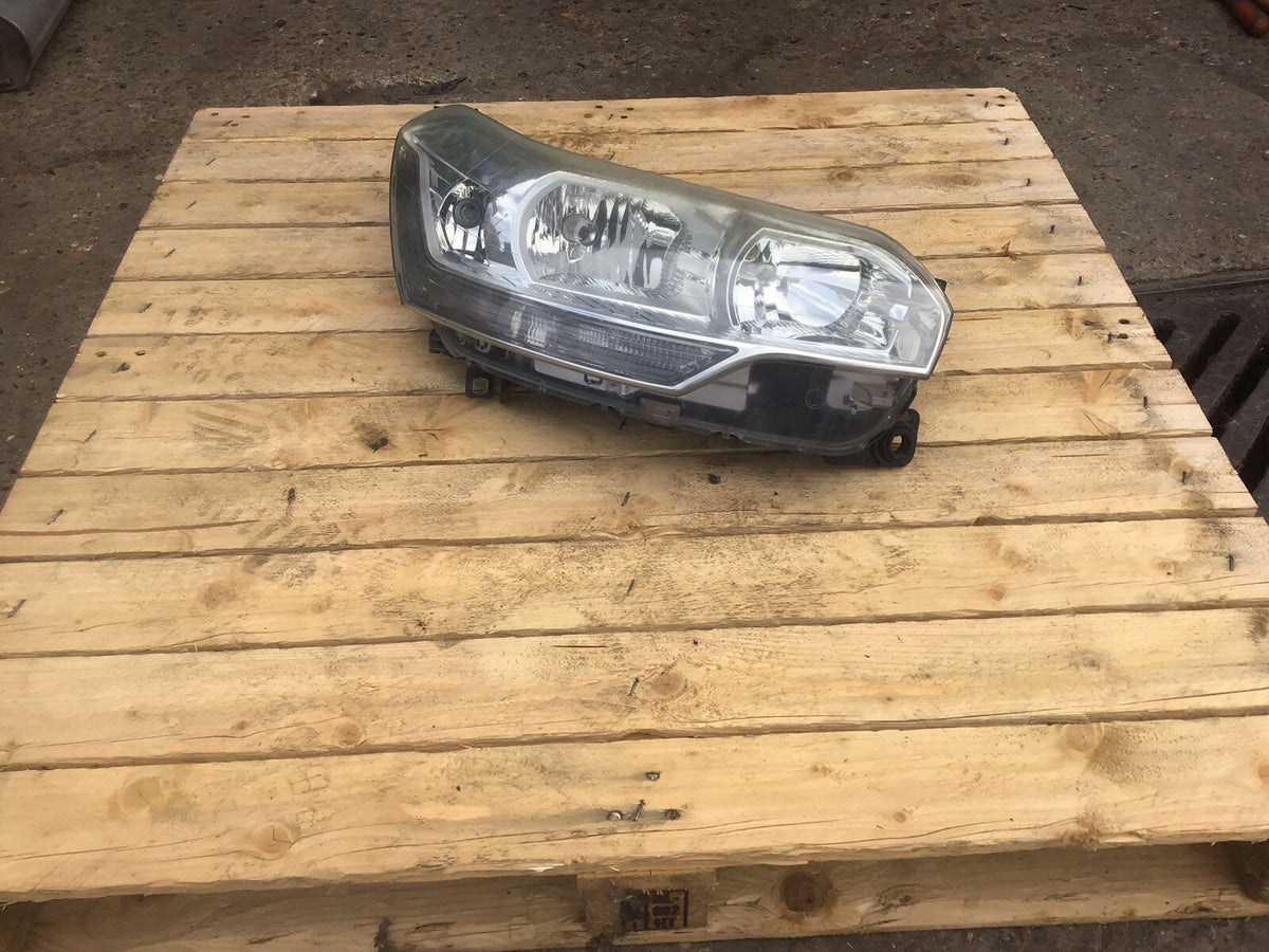 CITROEN C5 DRIVER'S SIDE O/S HEADLIGHT 9672694280 2010 20152