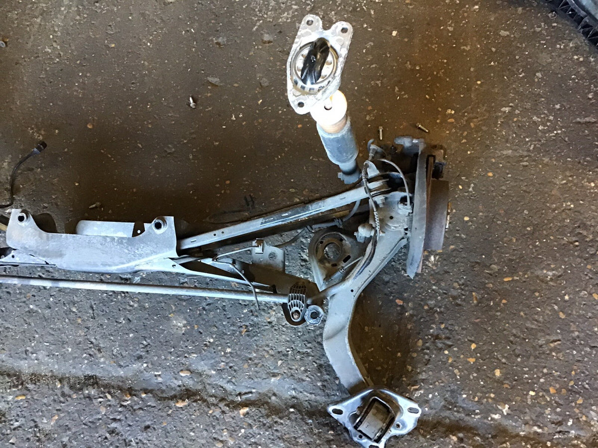 BMW 2 SERIES F46 GRAND TOURER REAR AXLE COMPLETE 2015 20211