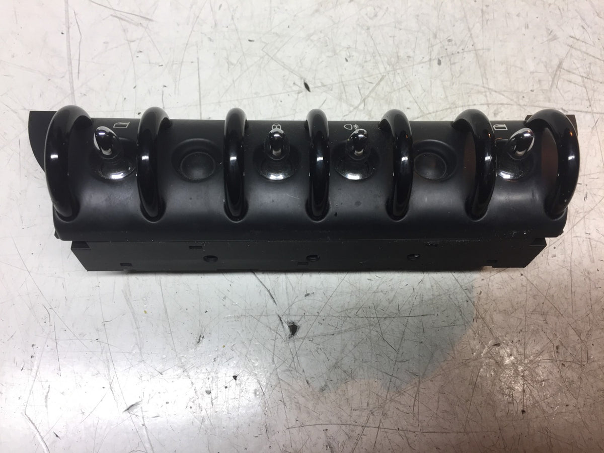 MINI 0NE COOPER R50 R52 R53 WINDOW SWITCHES 61.31 6958027 2001 20062