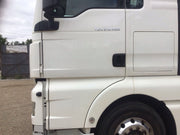 MAN TGX 24.460 PASSENGER SIDE N/S DOOR IN WHITE WITHOUT MIRROR 2016 20191