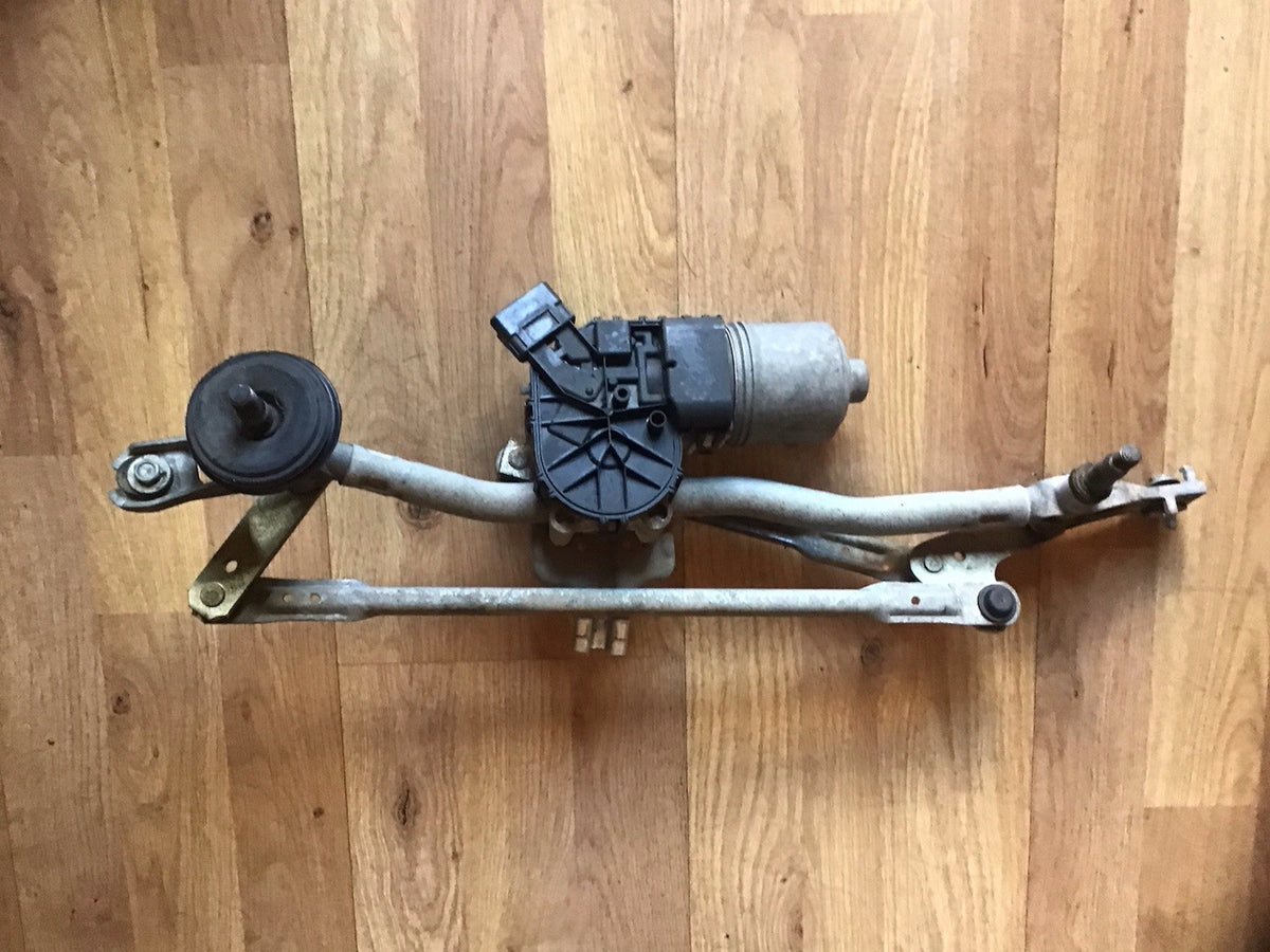 PEUGEOT PARTNER FRONT WIPER MOTOR AND LINKAGE 0390241621 2010 20164