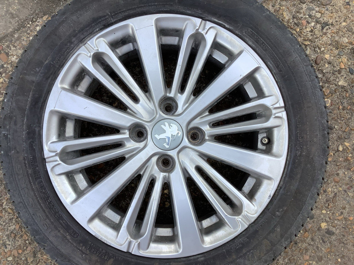PEUGEOT 208 ALLOY WHEEL 16'' 9808137577 TYRE 195X55X15 2012 20193