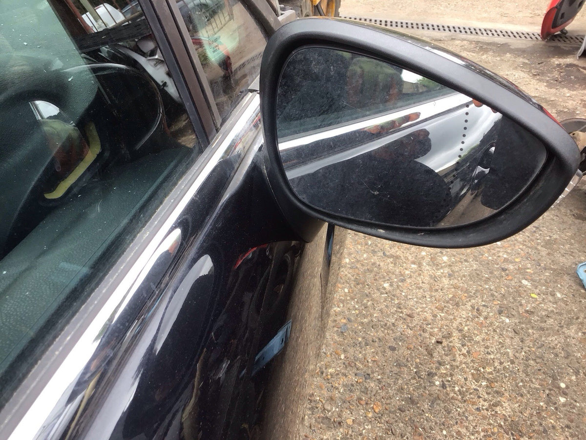 FORD FIESTA MK7 DRIVER'S SIDE O/S DOOR MIRROR PANTHER BLACK METALLIC 2009 20127