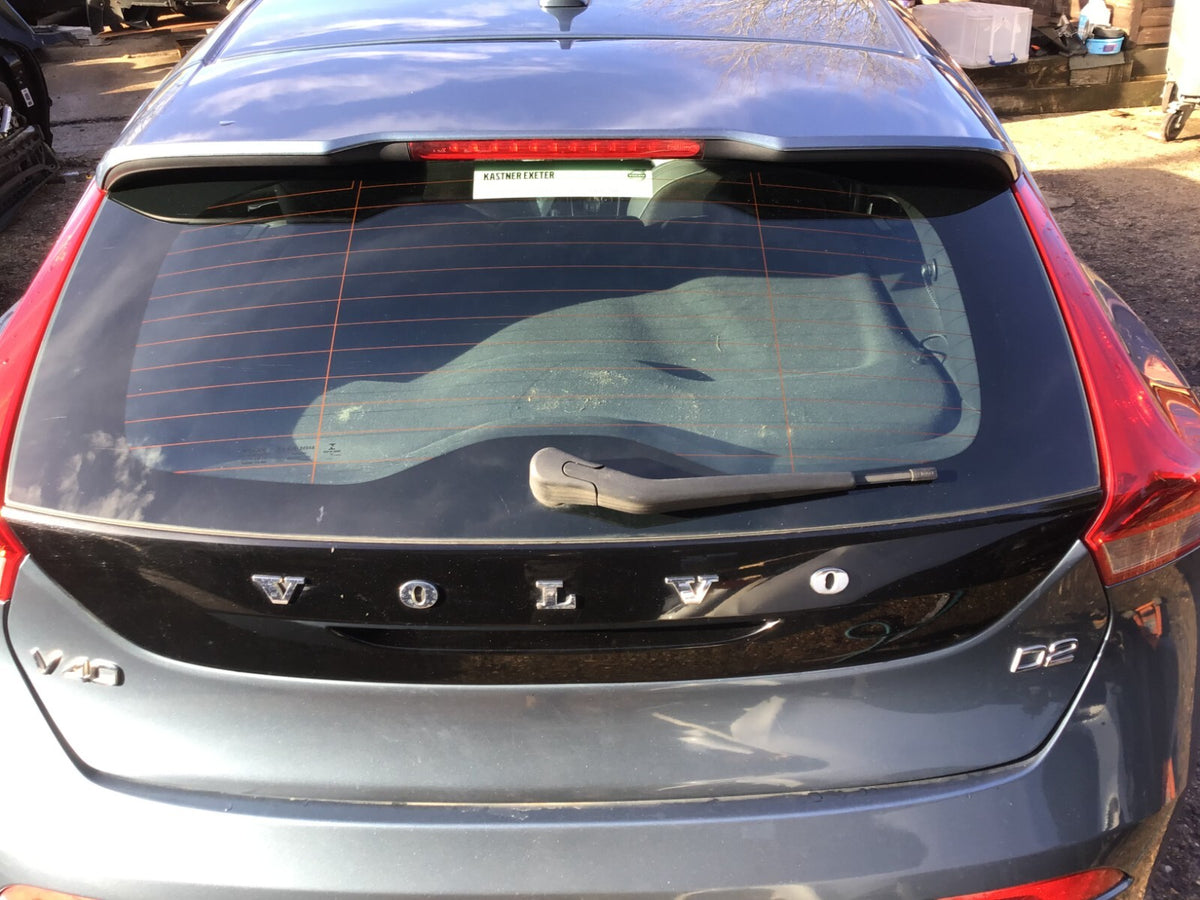 VOLVO V40 TAILGATE IN BIARRITZ BLUE 5 DOOR MODEL  2012 20194
