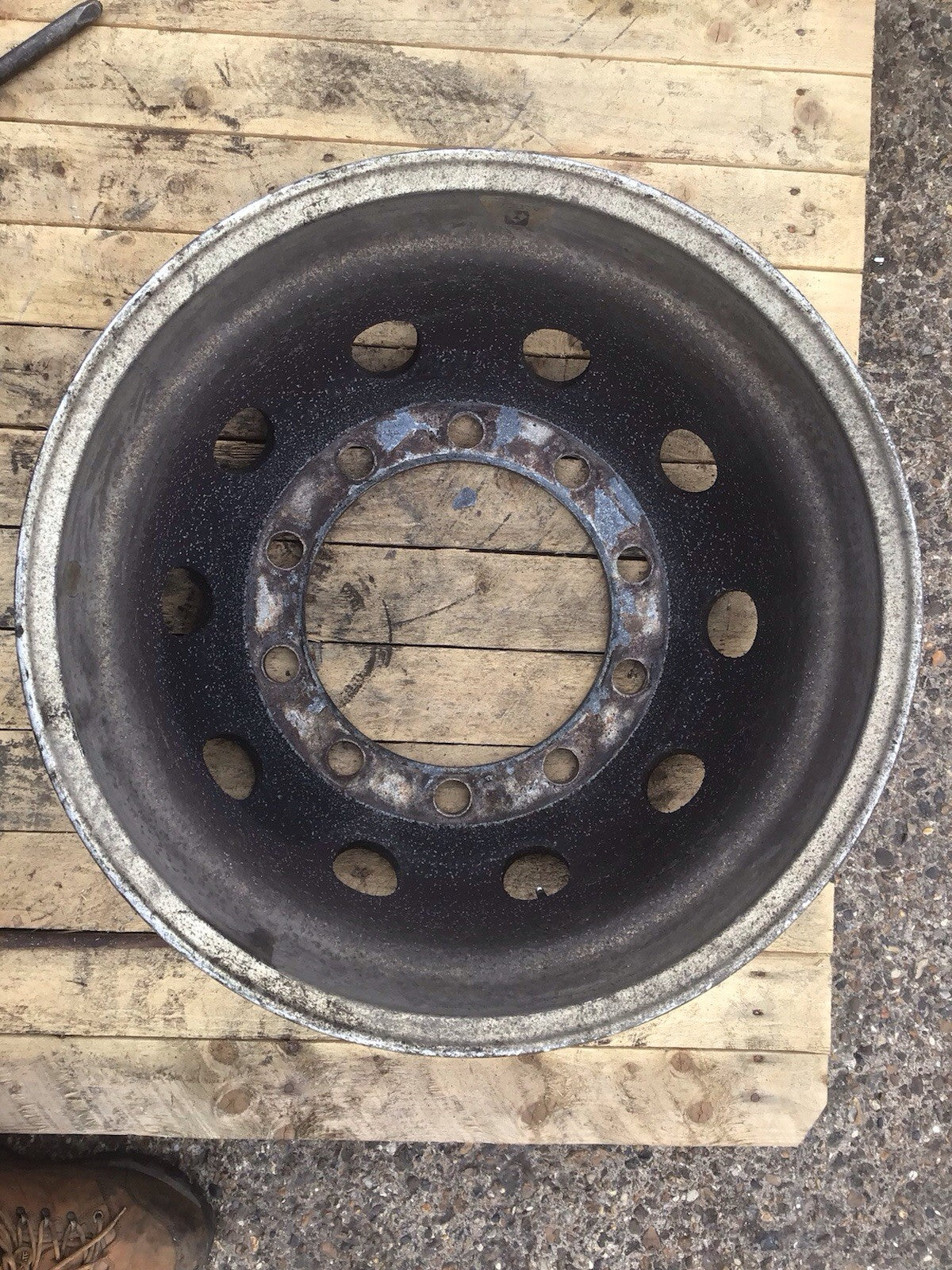 ALCOA 22.5 ALLOY WHEEL 32MM HOLE6