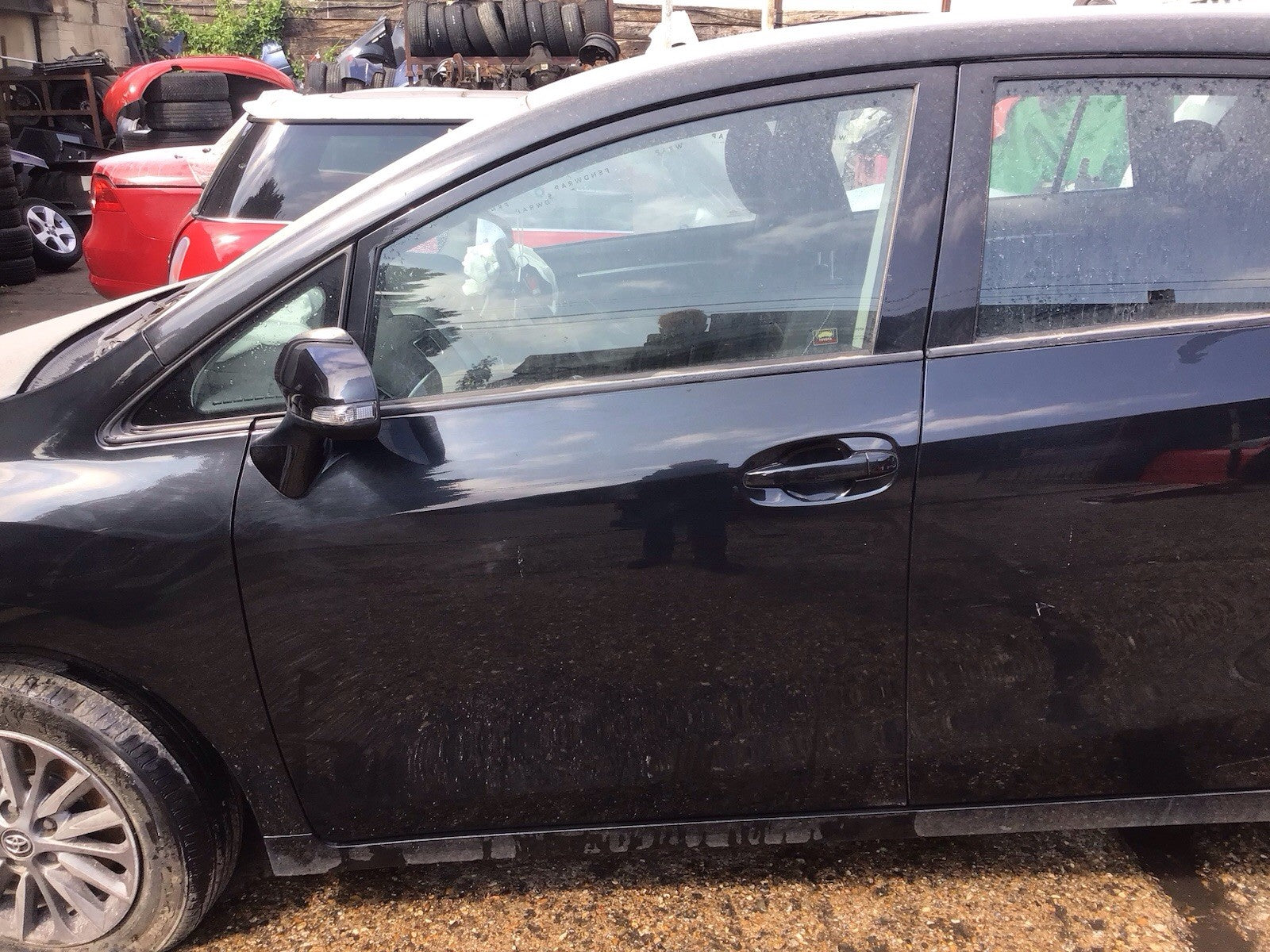 TOYOTA VERSO PASSENGER'S SIDE N/S FRONT DOOR ECLIPSE BLACK CODE 209 2013 20180
