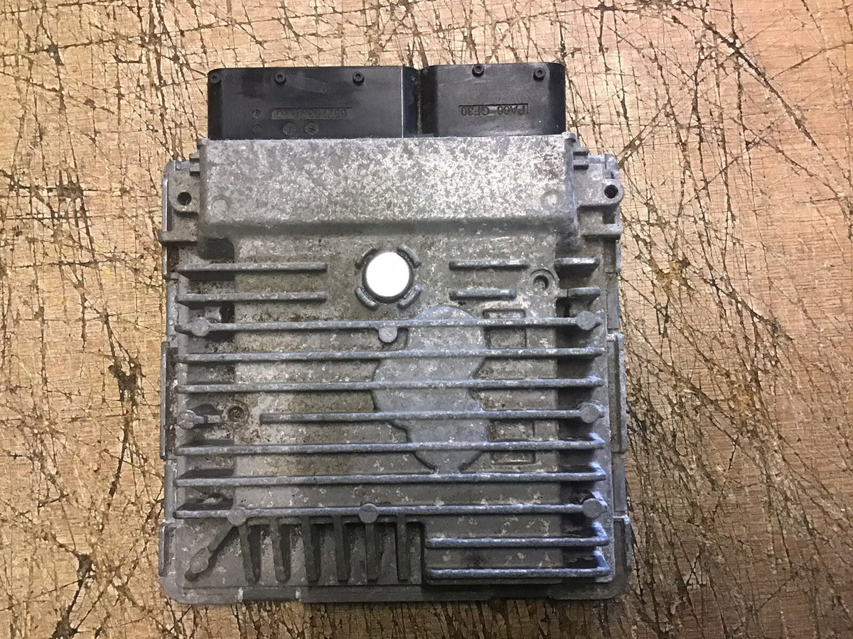 VOLKSWAGEN GOLF MK6 1.6 DIESEL ENGINE CONTROL UNIT ECU 03L906023MM CAY 2009 20120