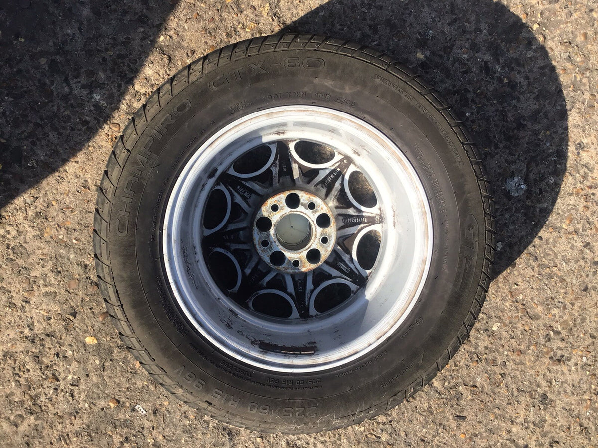 MERCEDES S CLASS W126 ALLOY WHEEL 15'' TYRE 8 HOLE 225X60X15 1980 19916