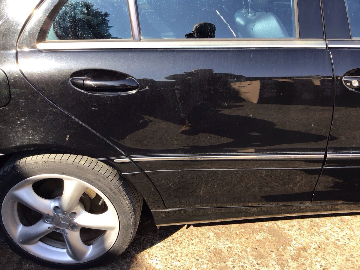 MERCEDES C CLASS W203 DRIVER'S SIDE REAR DOOR OBSIDIAN BLACK 197 2001 20075