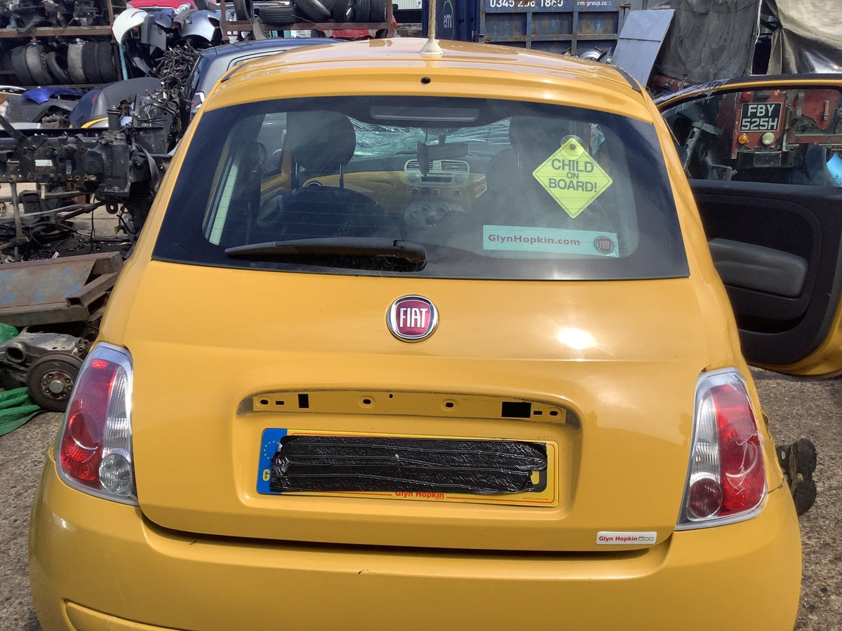 FIAT 500 TAILGATE IN GIALLO SOLE PAINT CODE 712/A 2008 20154