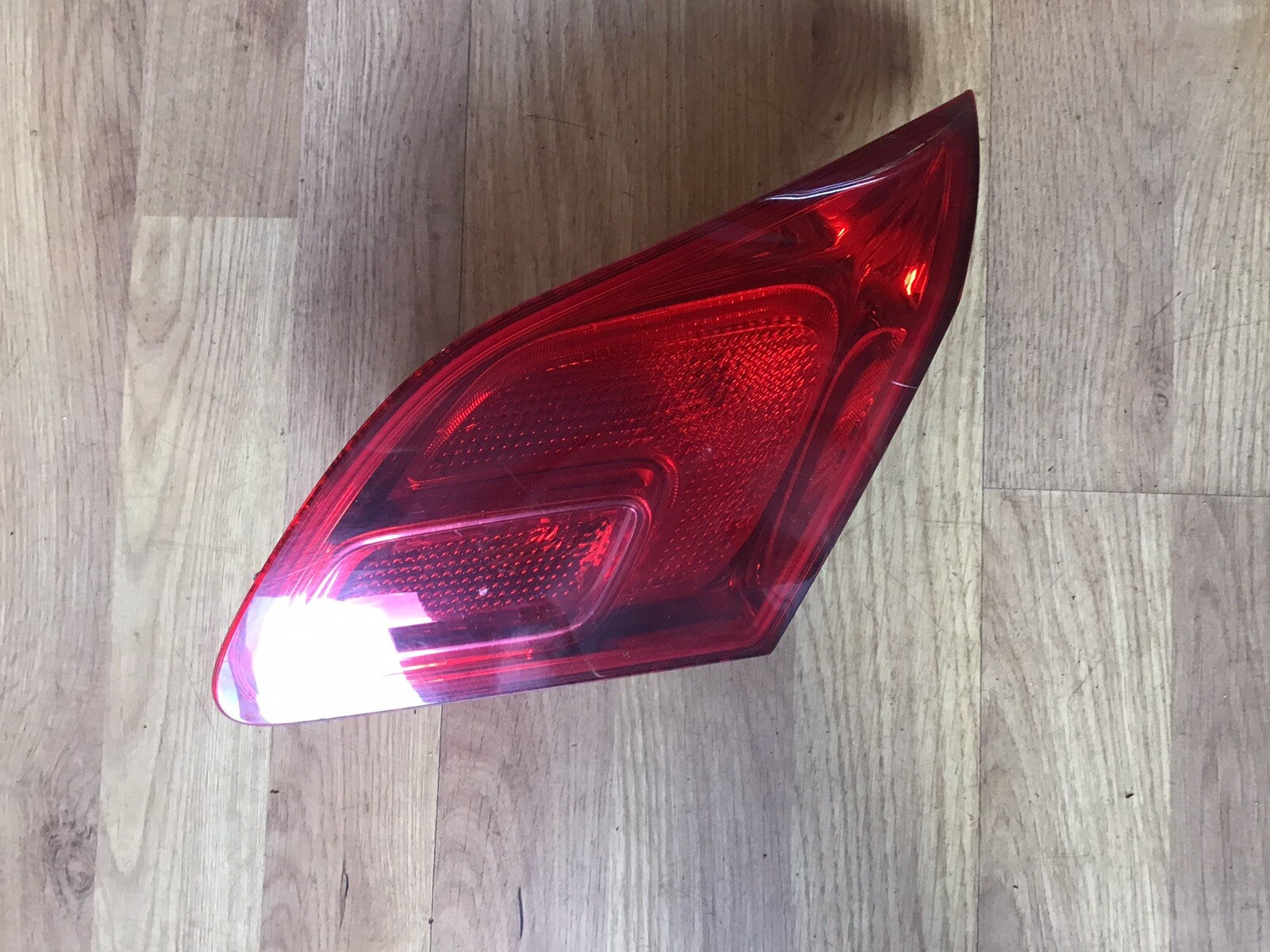 VAUXHALL ASTRA J DRIVER'S SIDE O/S INNER REAR LIGHT 5 DOOR 2009 20120