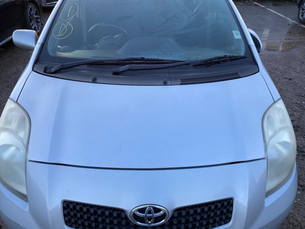 TOYOTA YARIS MK2 BONNET SILVER STREAK METALLIC 1E7 5 DOOR MODEL 2006-20110