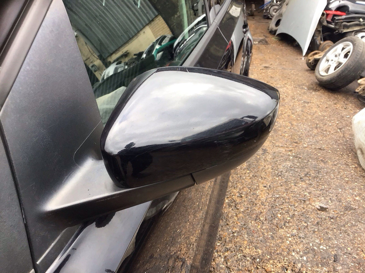 VOLKSWAGEN POLO 6R PASSENGERS SIDE N/S WING MIRROR BLACK PEARL LC9X  2009 20171
