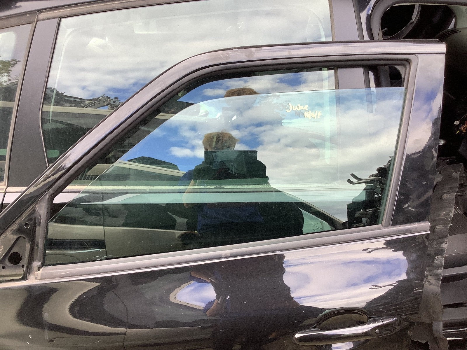 NISSAN JUKE J15  PASSENGER'S N/S SIDE FRONT WINDOW GLASS DOOR WINDOW 2014 20191