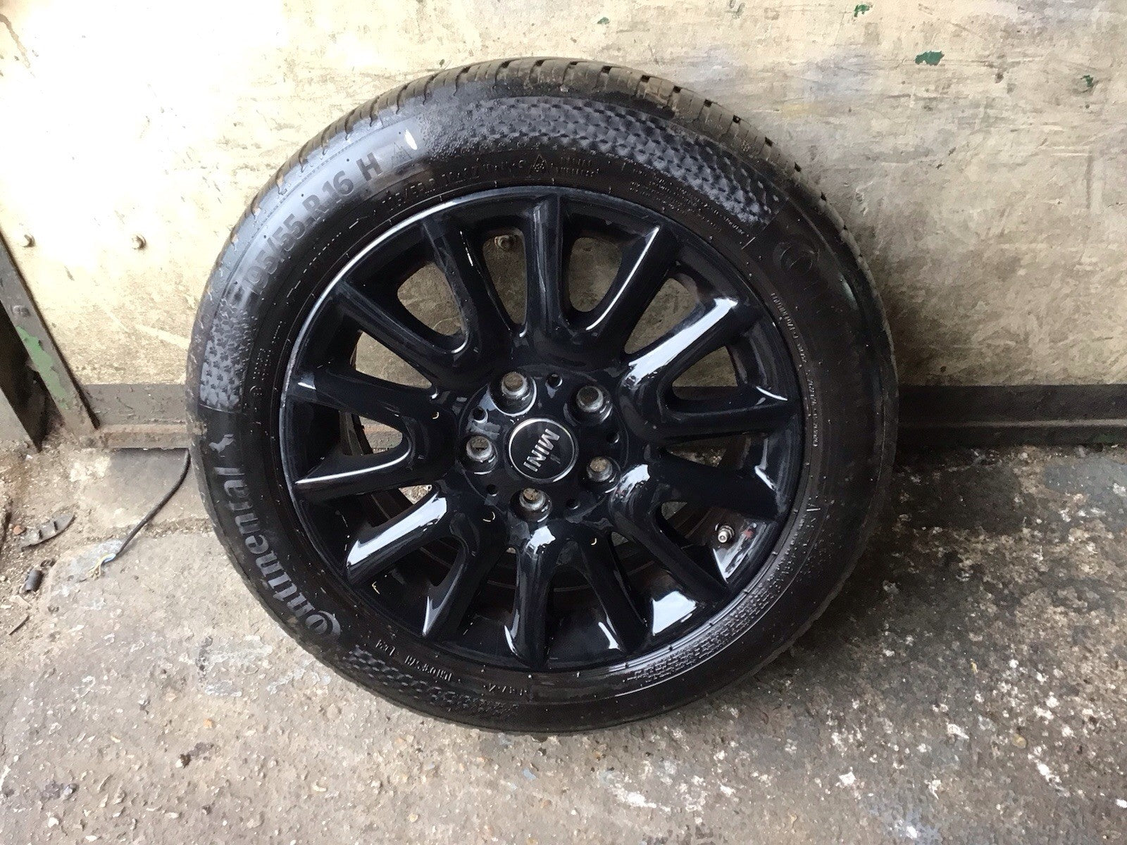 MINI COOPER F56 ALLOY WHEEL 16'' AND TYRE 195X55X16 6855106 2014 20181