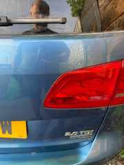 VOLKSWAGEN TOURAN DRIVER'S SIDE O/S REAR LIGHT REAR TAILGATE LIGHT 2010 20150