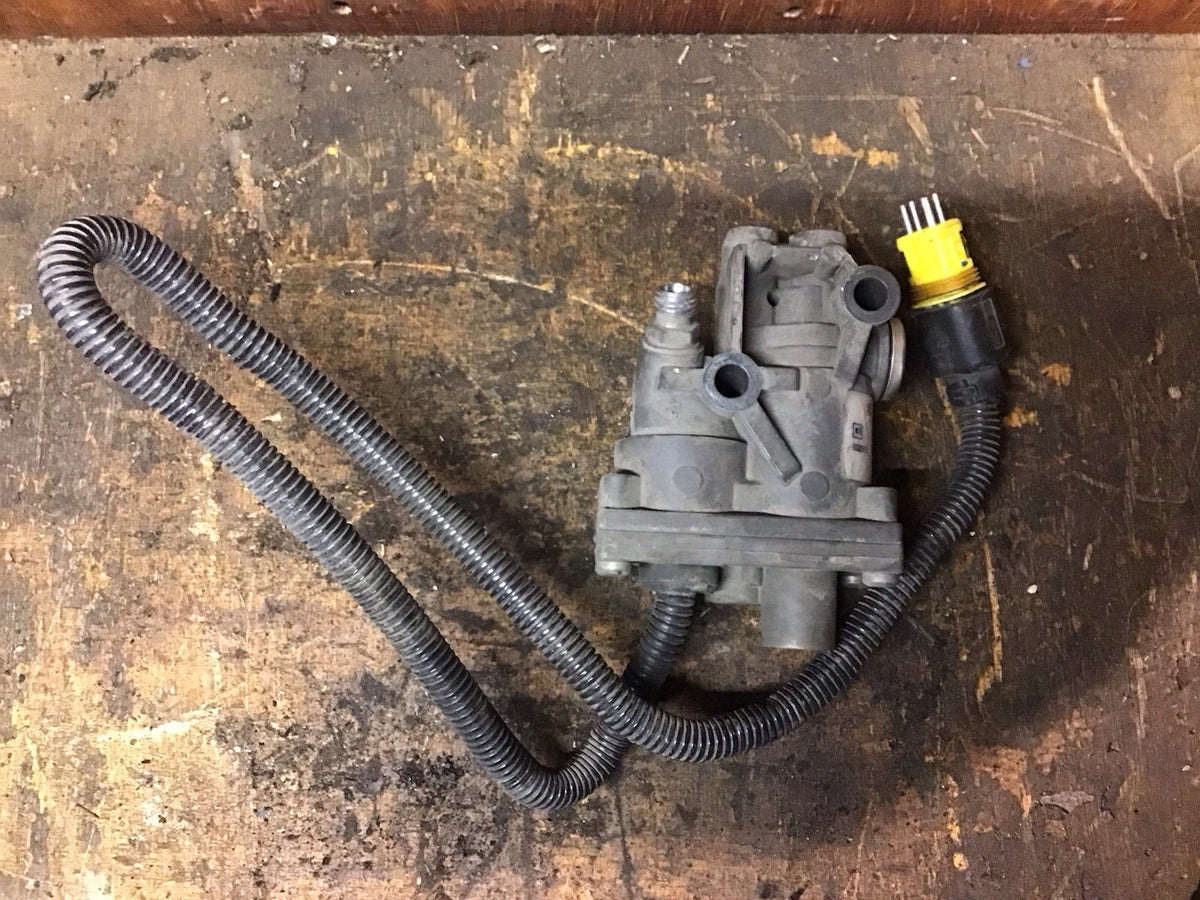 MAN TGX EXHAUST BRAKE VALVE BLOCK 51.52160 0002 2015 20204
