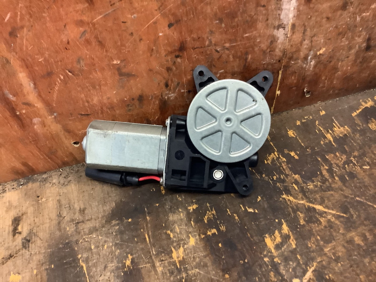 SMART FORTWO PASSENGERS FRONT WINDOW MOTOR REGULATOR 963264 100 07 20144