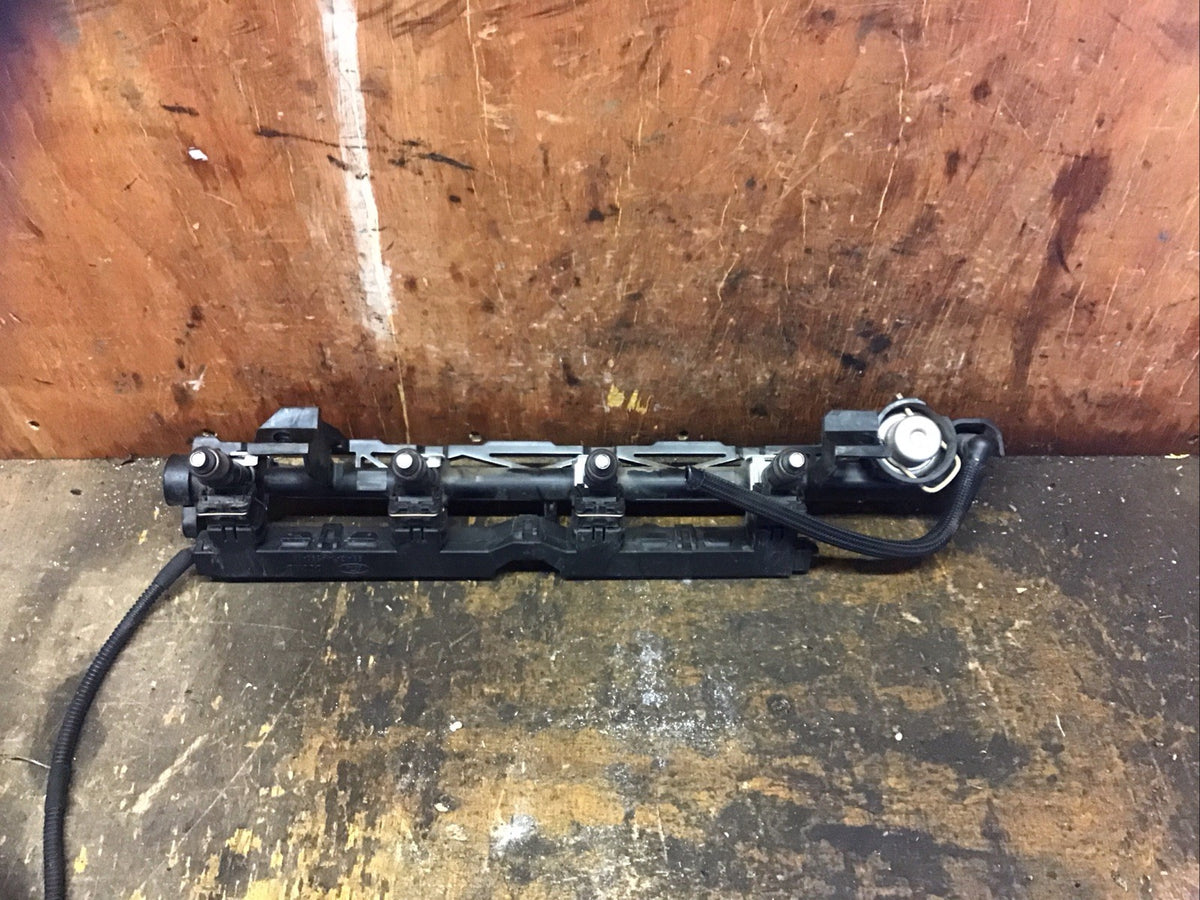 FORD FIESTA MK7 1.25 PETROL INJECTOR RAIL  98AG 14A390 LB 2009 20151