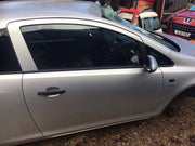 VAUXHALL CORSA D DRIVER'S SIDE O/S DOOR SILVER MATELLIC Z157 3 DOOR 2006 20146