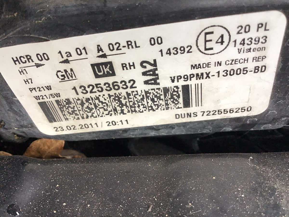 VAUXHALL MERIVA B DRIVER'S SIDE O/S HEADLIGHT 13253632 2010 20153