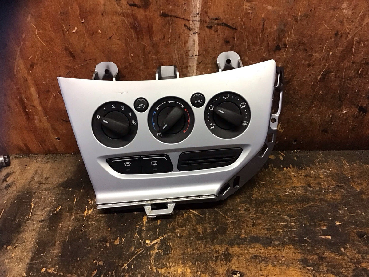 FORD FOCUS MK3  HEATER CONTROL UNIT CLIMATE CONTROL BM5T19980 2011 20180