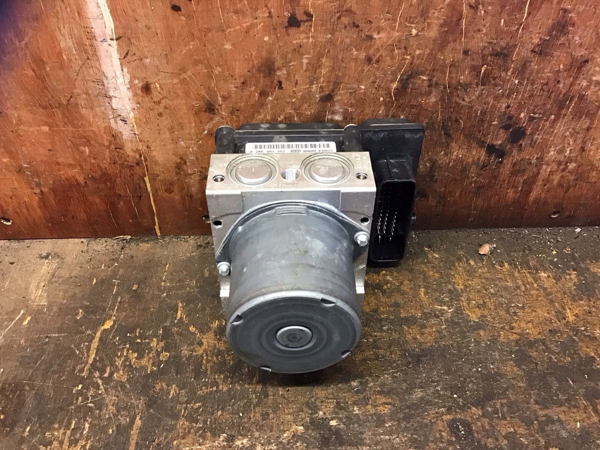 MERCEDES A CLASS W169 ABS PUMP MODULE 0265951352 2005 20124