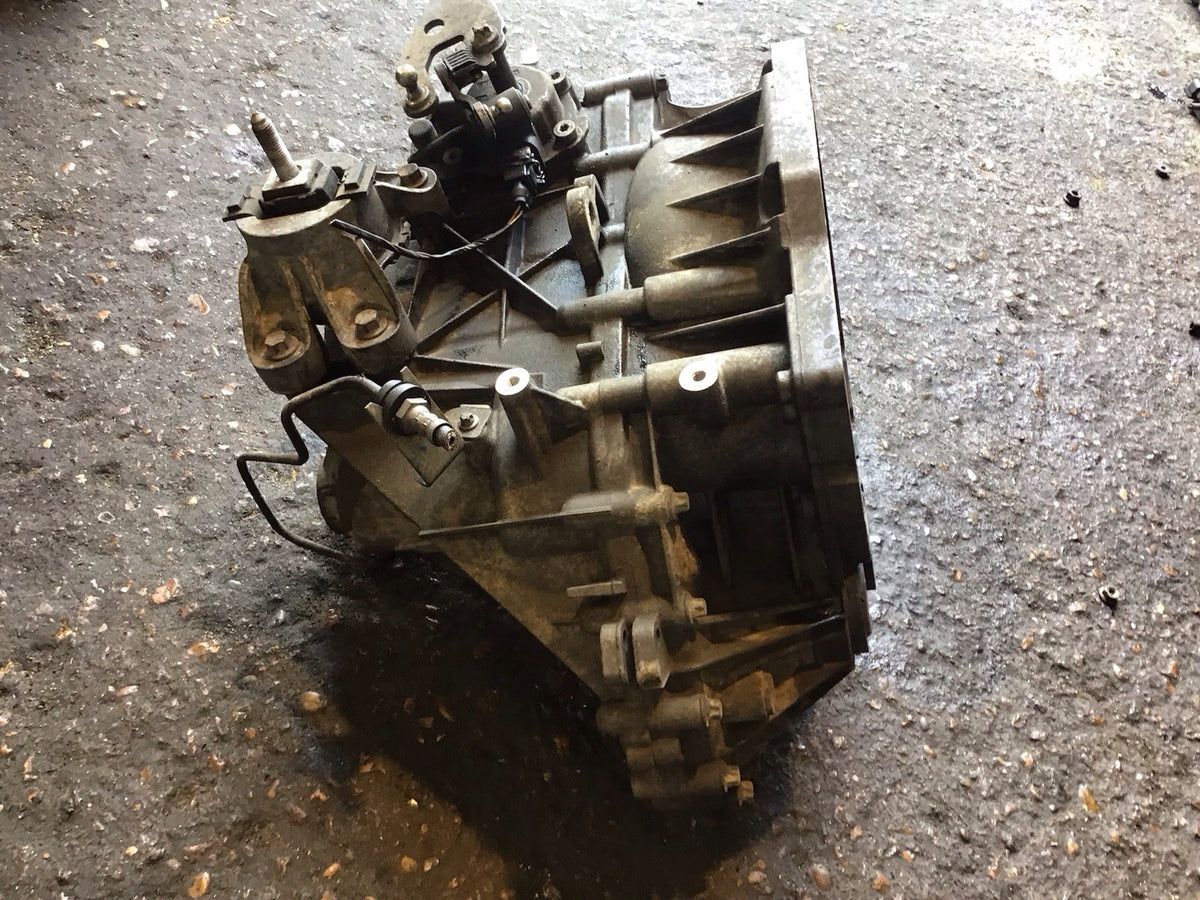 BMW MINI R56 1.6 GEARBOX  MANUAL 6 SPEED 72000 MILES 2007 20118