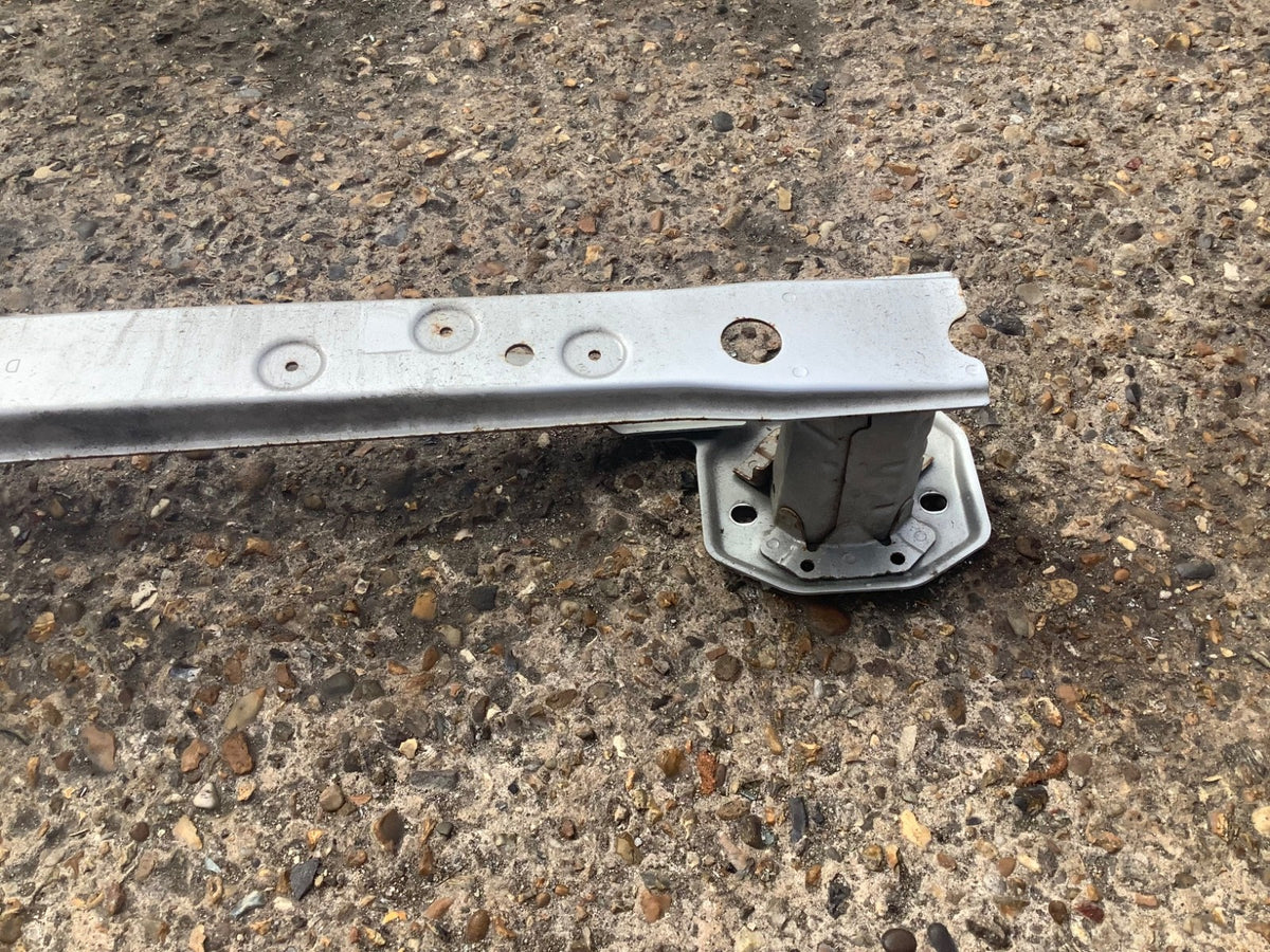 TOYOTA IQ REAR CRASH BAR BUMPER SUPPORT BAR 2009   20146