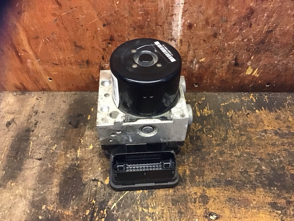 VAUXHALL ASTRA J MK6 ABS PUMP MODULE 13379599 2010 20155