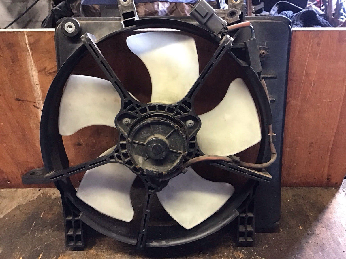 HONDA JAZZ MK2 RADIATOR FAN COOLING FAN COWLING 8219 300 2002 20085