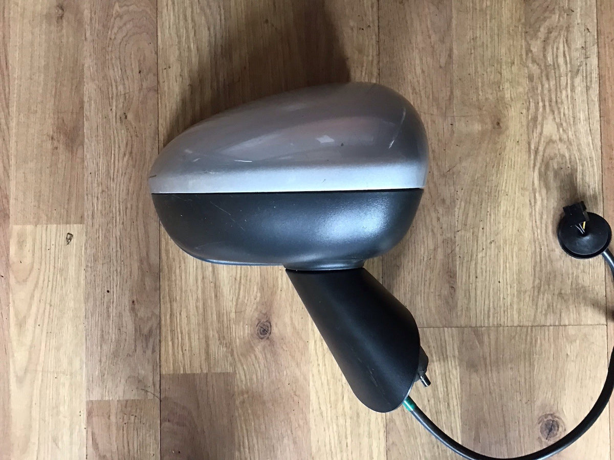 VAUXHALL MERIVA DRIVER O/S DOOR MIRROR IN SILVER 024485 2004 104