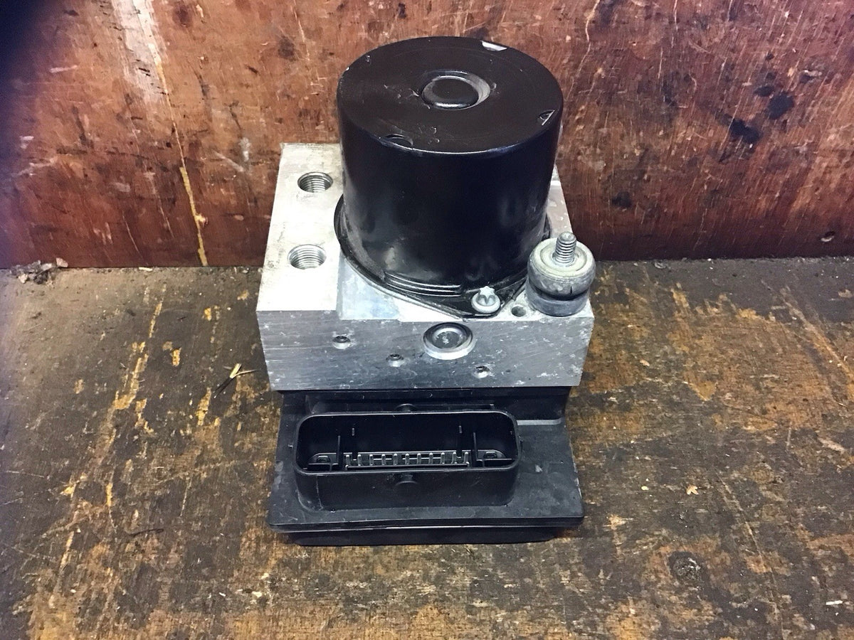 VOLKSWAGEN POLO 6R ABS PUMP MODULE 6R0611517BA 2009 201310