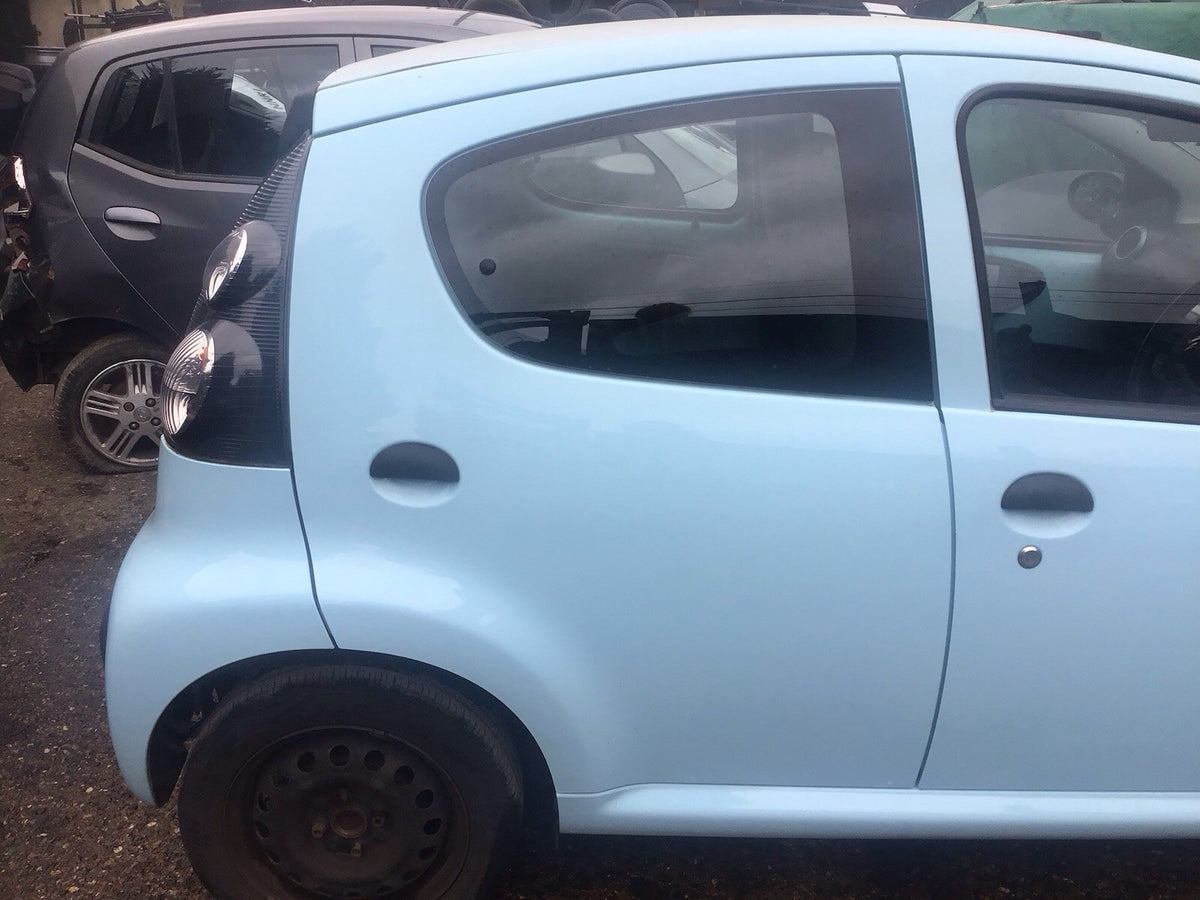 CITROEN C1 DRIVER'S SIDE O/S REAR DOOR BOTTICELLI BLUE CODE KGX 2005 20141