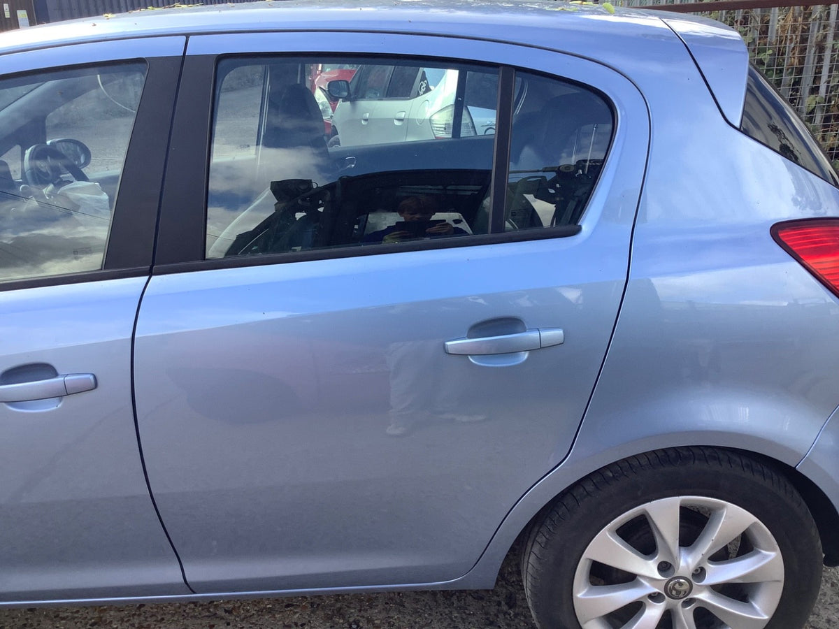VAUXHALL CORSA D PASSENGER SIDE N/S REAR DOOR CRINAN BLUE Z22R 5 DOOR 2006 20141