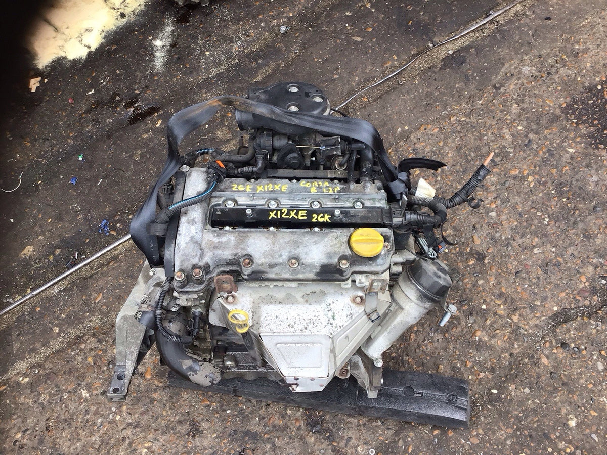VAUXHALL CORSA B 1.2 PETROL ENGINE X12XE 26000 MILES FROM NEW  1996 20000