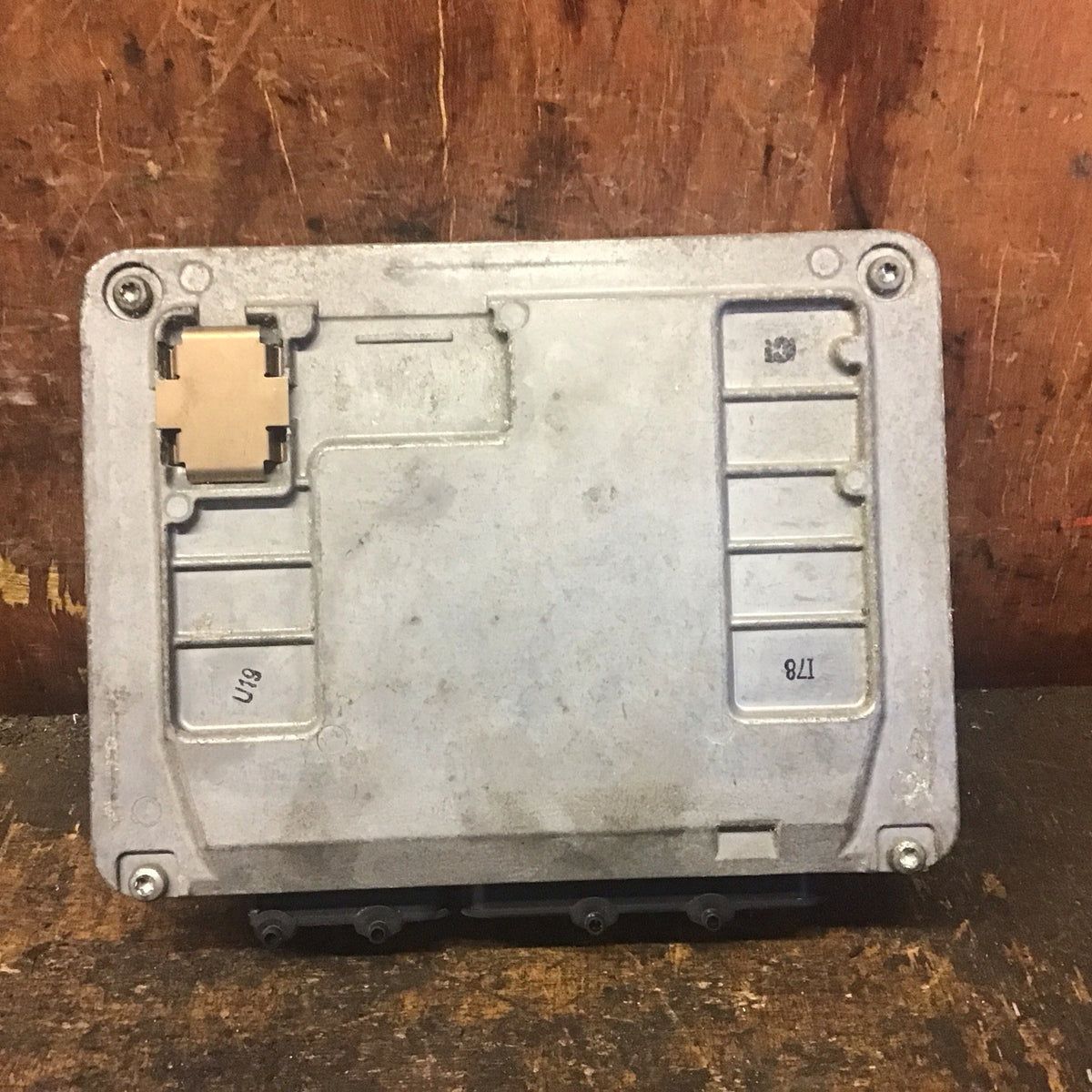 VOLKSWAGEN POLO 6R 1.2 PETROL ENGINE CONTROL UNIT ECU 03E906023AL  2009 20154