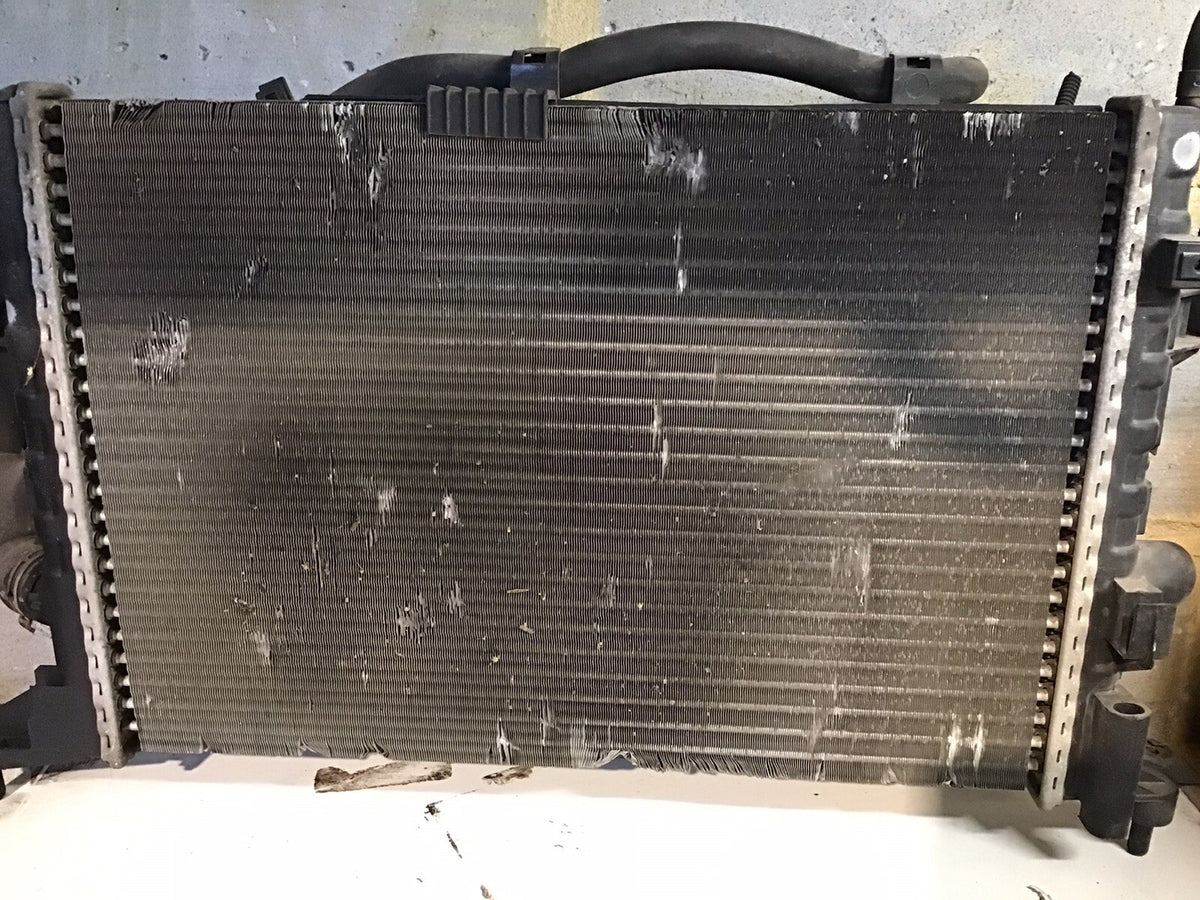 VAUXHALL CORSA C PETROL RADIATOR FAN COWLING 13123728 2001 20065