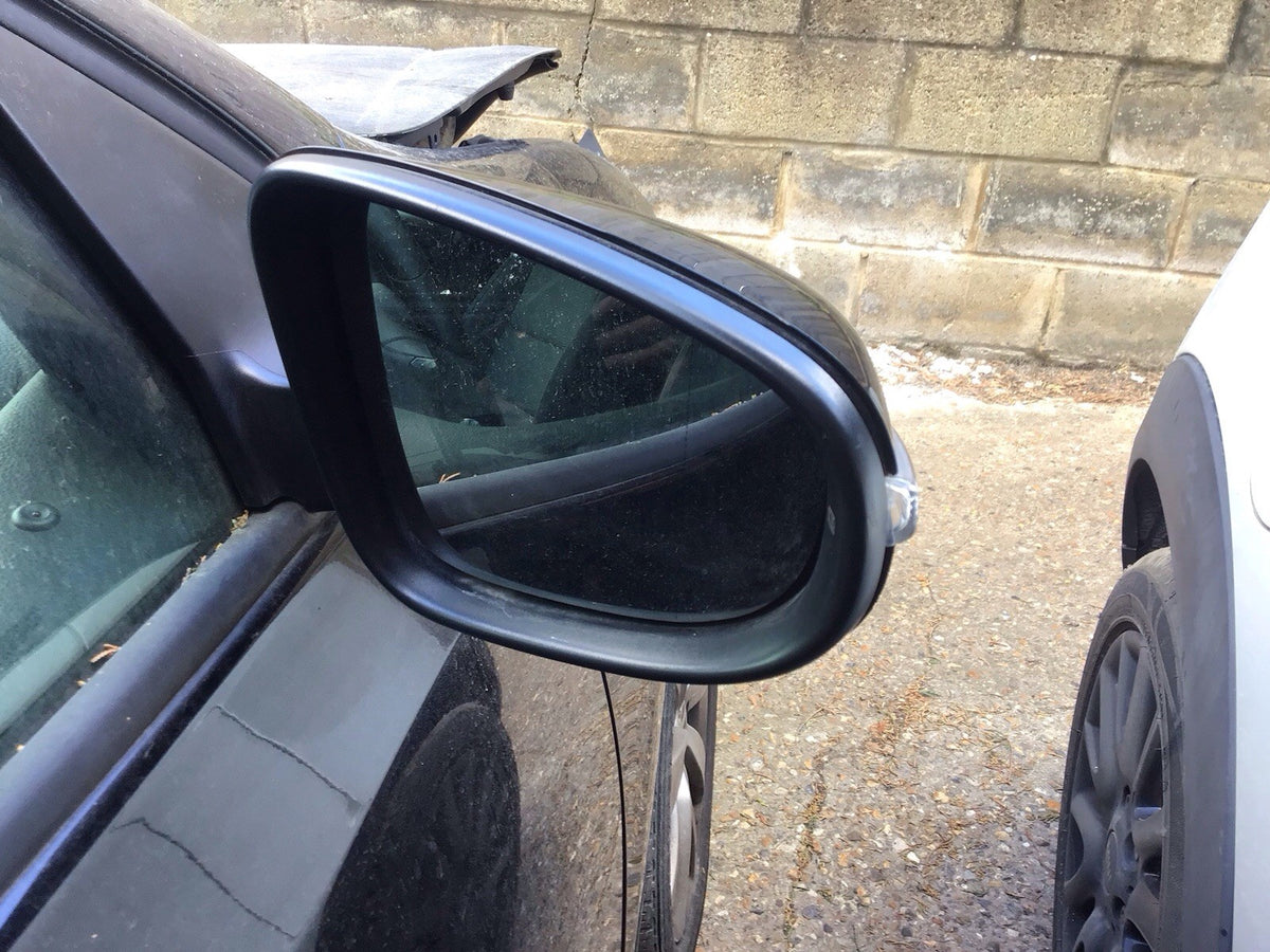 VOLKSWAGEN GOLF MK6 DRIVER'S SIDE MIRROR DEEP BLACK LC9X 2009 201210