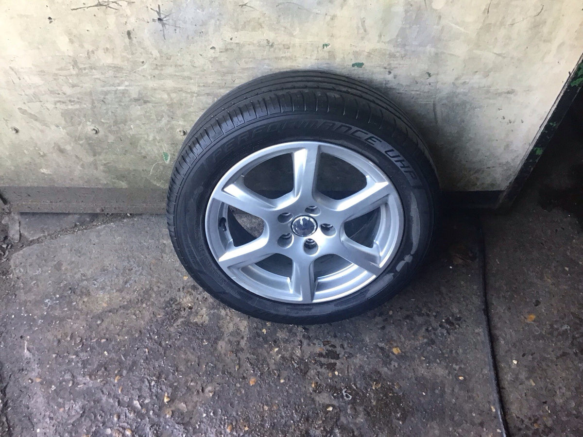 VOLKSWAGEN POLO 6R  ALLOY WHEEL 15" 6R0601025M  TYRE 195X55X15 2009 20172
