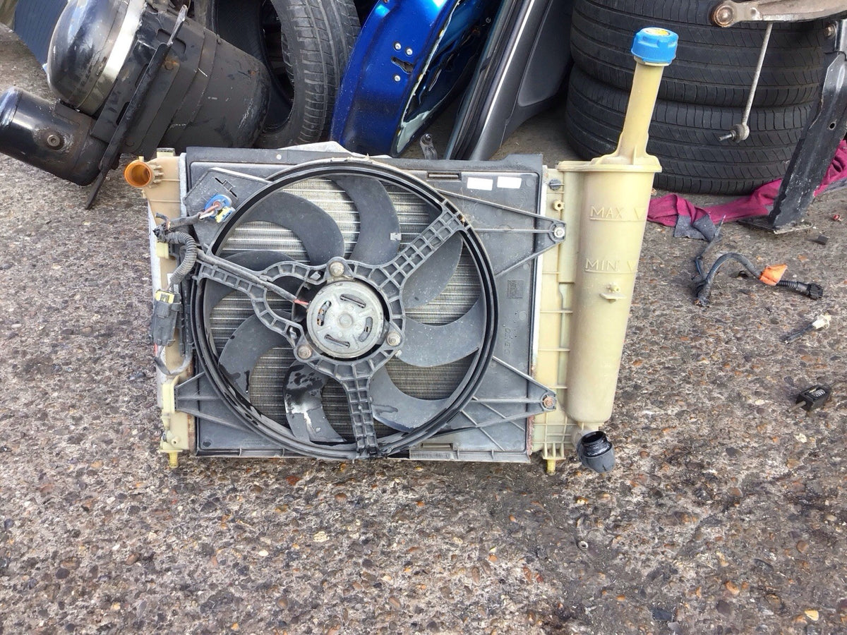 FIAT 500 FORD KA RADIATOR AIR CON RAD 1.2 PETROL 2009 20152