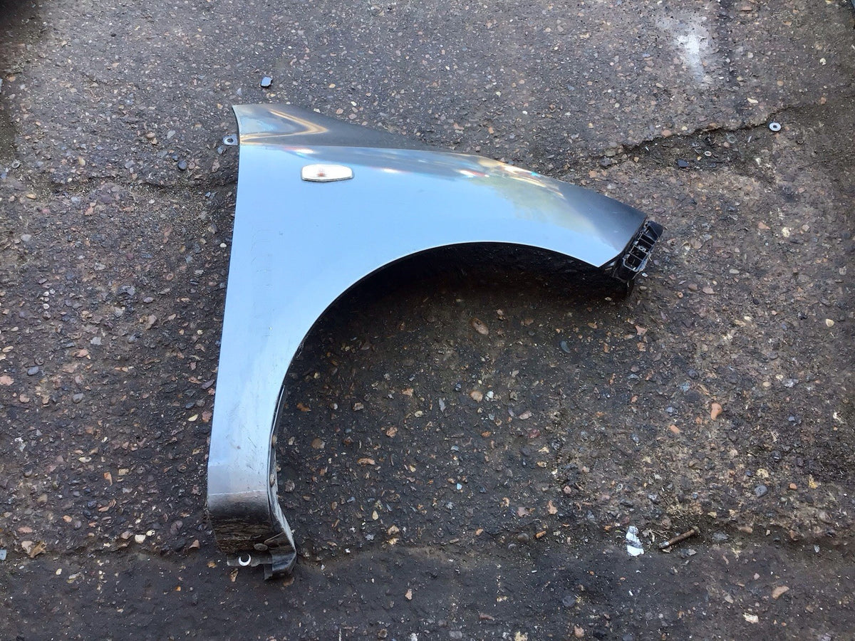 HYUNDAI i10 MK1 DRIVERS SIDE O/S WING OYSTER GREY PAINT CODE ML 2008 20113