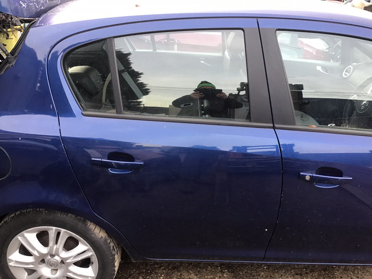 VAUXHALL CORSA D DRIVERS SIDE O/S REAR DOOR ULTRA BLUE METALLIC Z21B 2006 20141